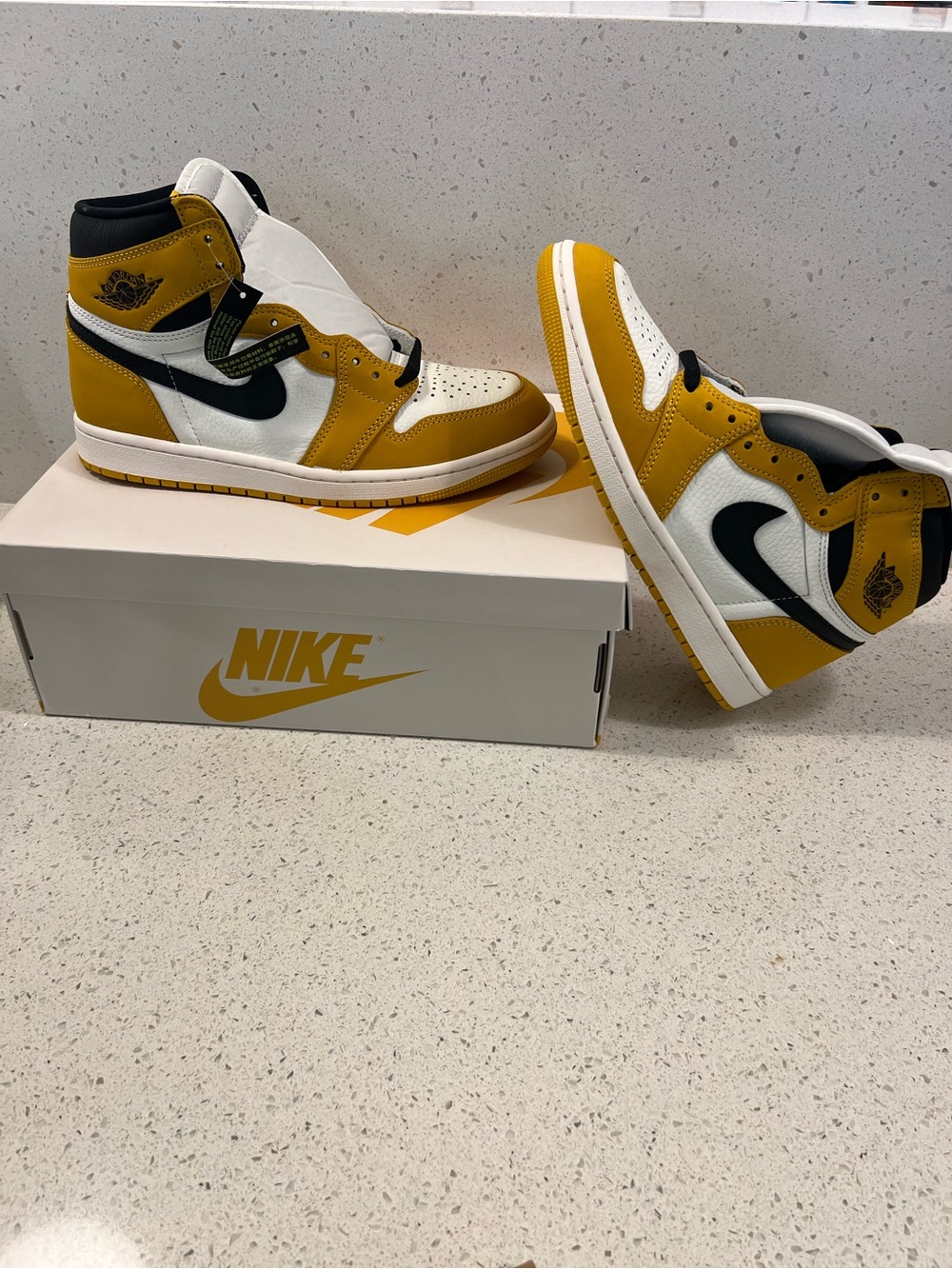 Nike Size-7.5Mens Air Jordan 1 Retro High OG Shoes - Yellow Ochre - Picture 1 of 5